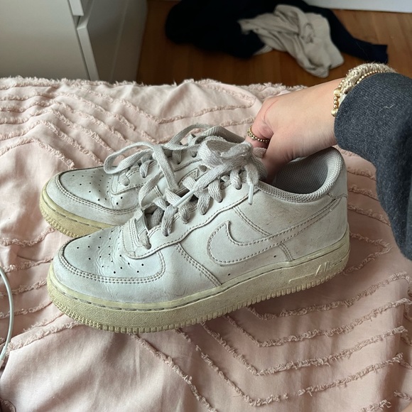 Air forces - Picture 2 of 3